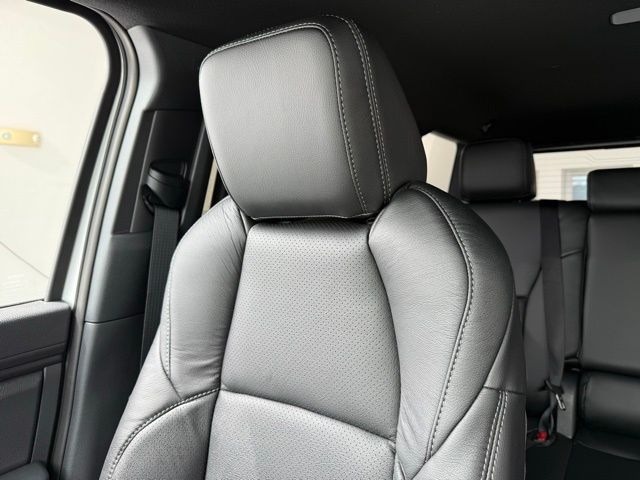 Vehicle image 52 of 56