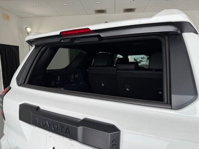 Vehicle image 11 of 56