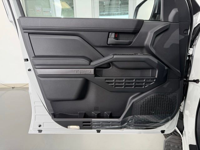 Vehicle image 29 of 56