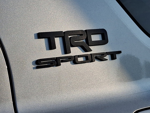 Vehicle image 5 of 5