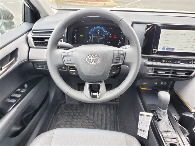 Vehicle image 12 of 34