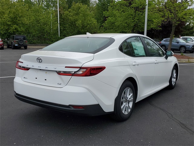 Vehicle image 4 of 34