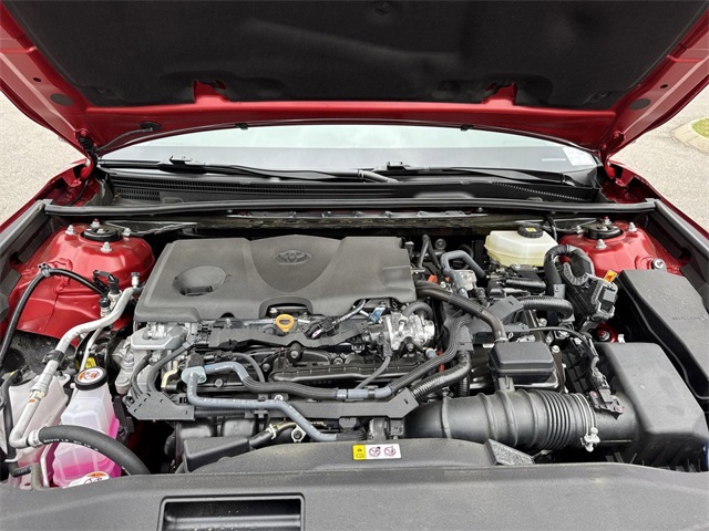 Vehicle image 9 of 26