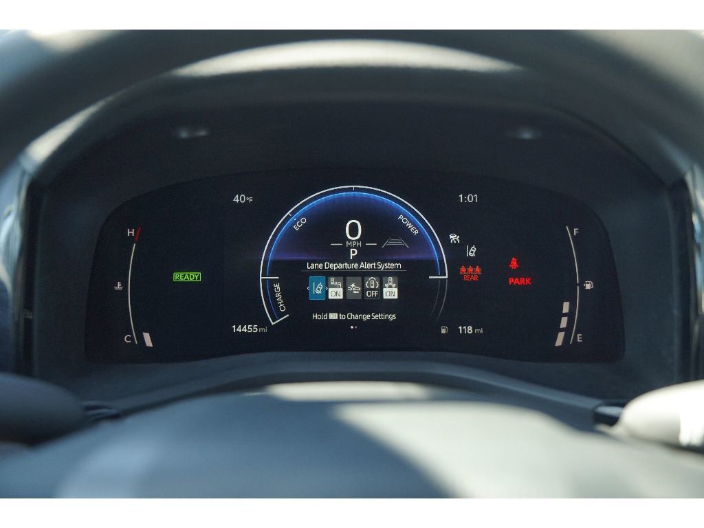 Vehicle image 14 of 23