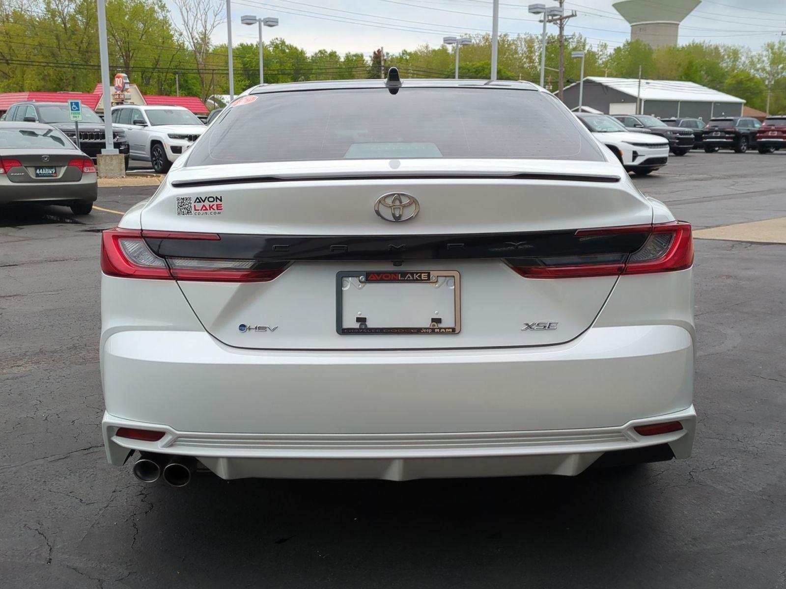 Vehicle image 6 of 37