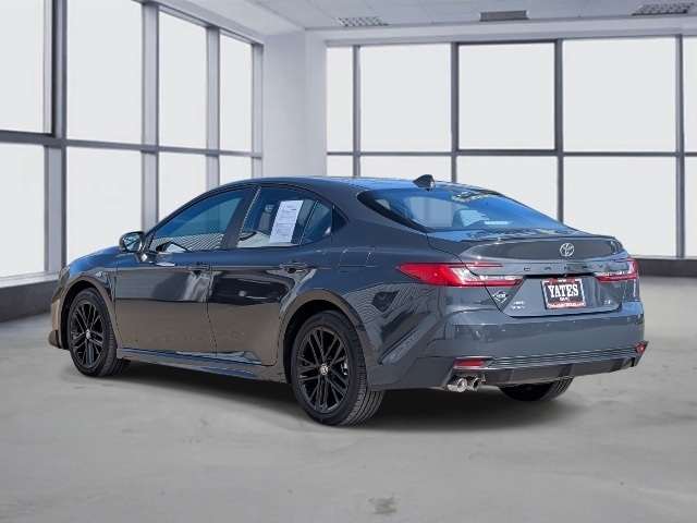 2025 Toyota Camry SE Image 6 of 33