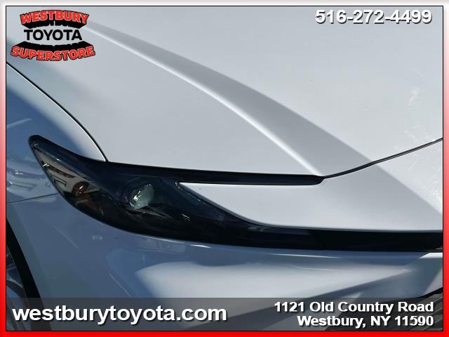 Vehicle image 13 of 34