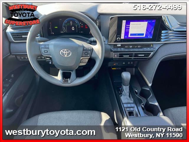 Vehicle image 16 of 34