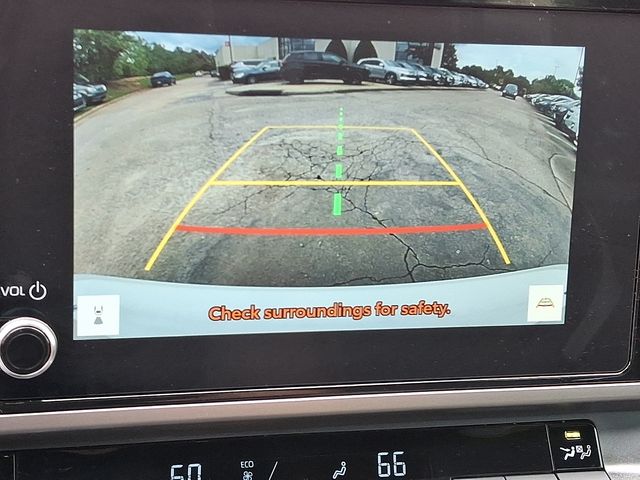 Vehicle image 19 of 41