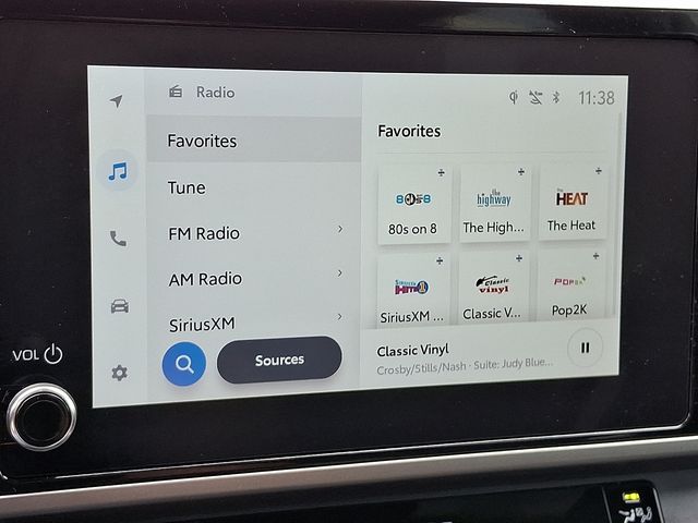 Vehicle image 18 of 41