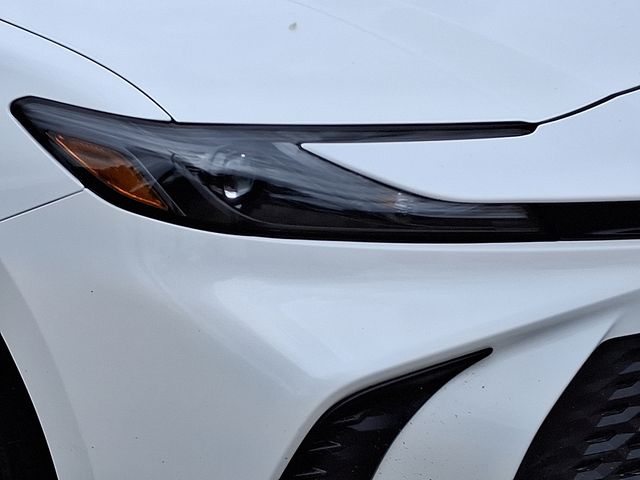 Vehicle image 9 of 41