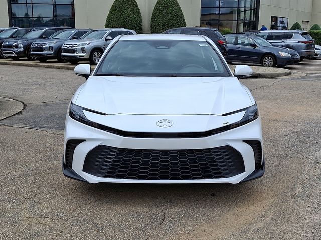 Vehicle image 2 of 41
