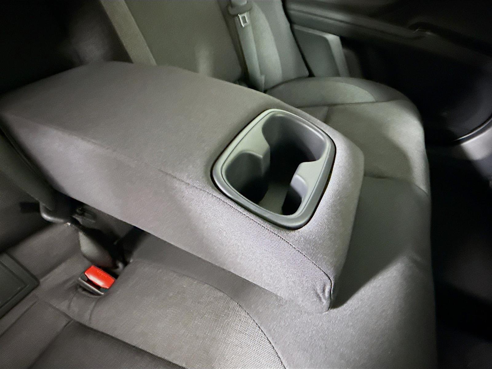 Vehicle image 41 of 45