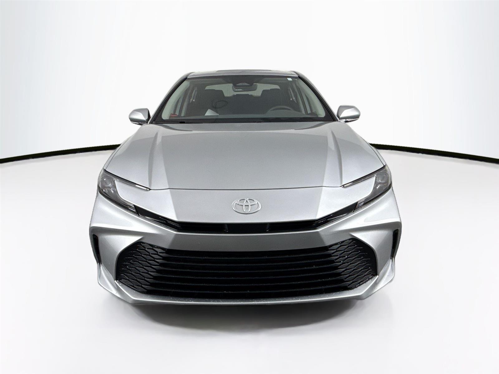 Vehicle image 4 of 45