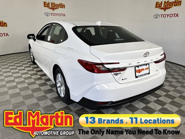 Vehicle image 49 of 92