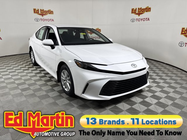 Vehicle image 23 of 92