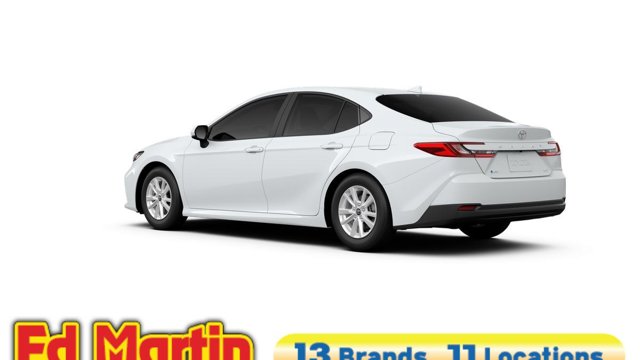 Vehicle image 43 of 92