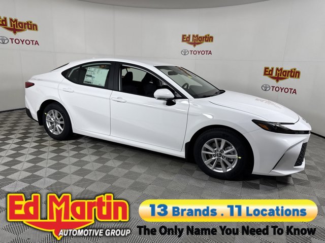 Vehicle image 13 of 92