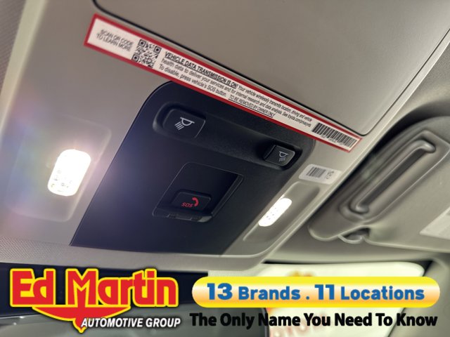 Vehicle image 77 of 92