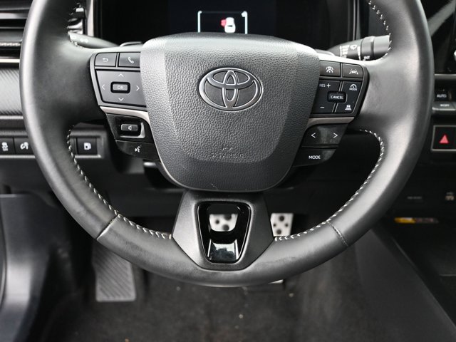 Vehicle image 31 of 40