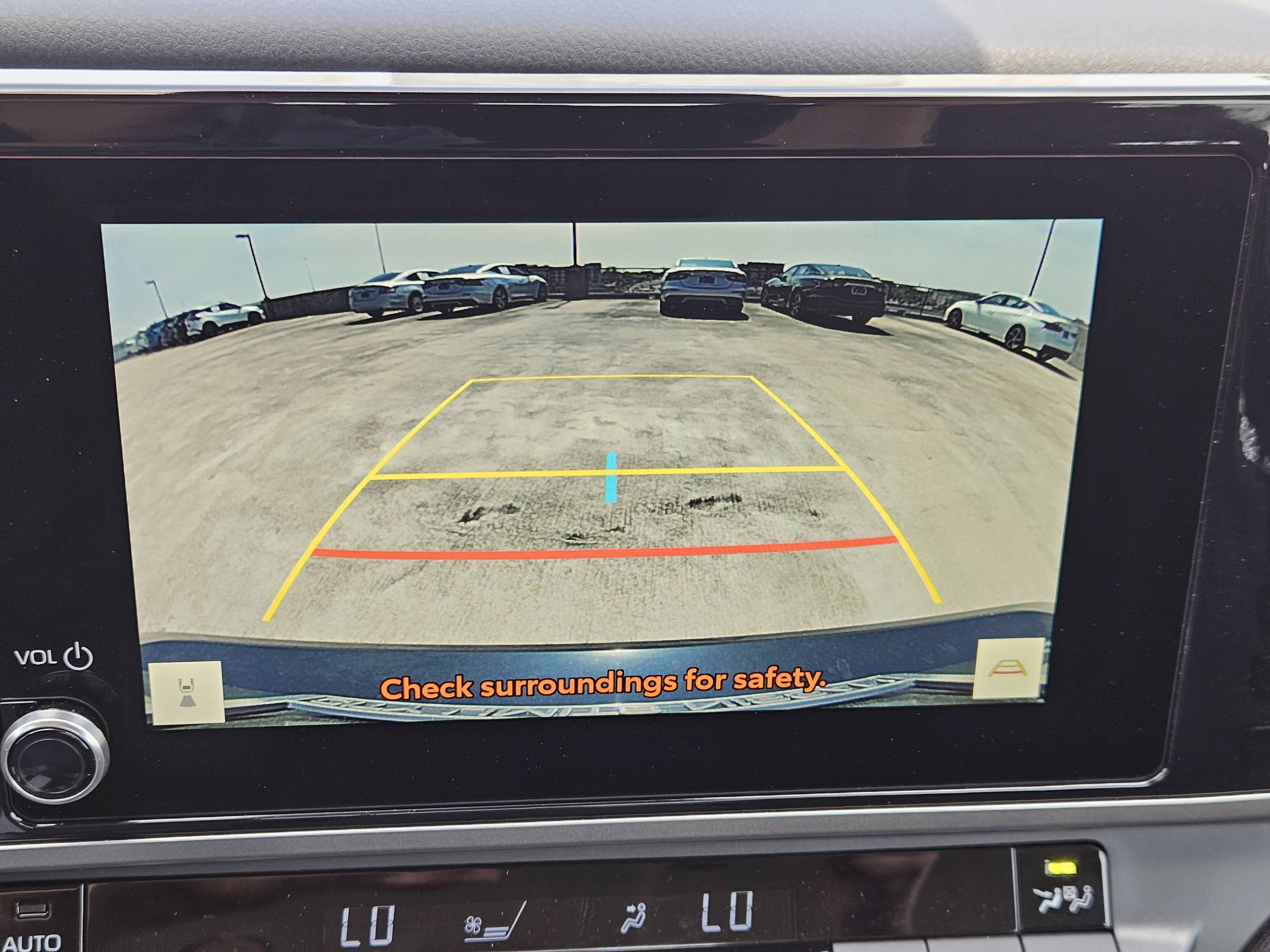 Vehicle image 14 of 23
