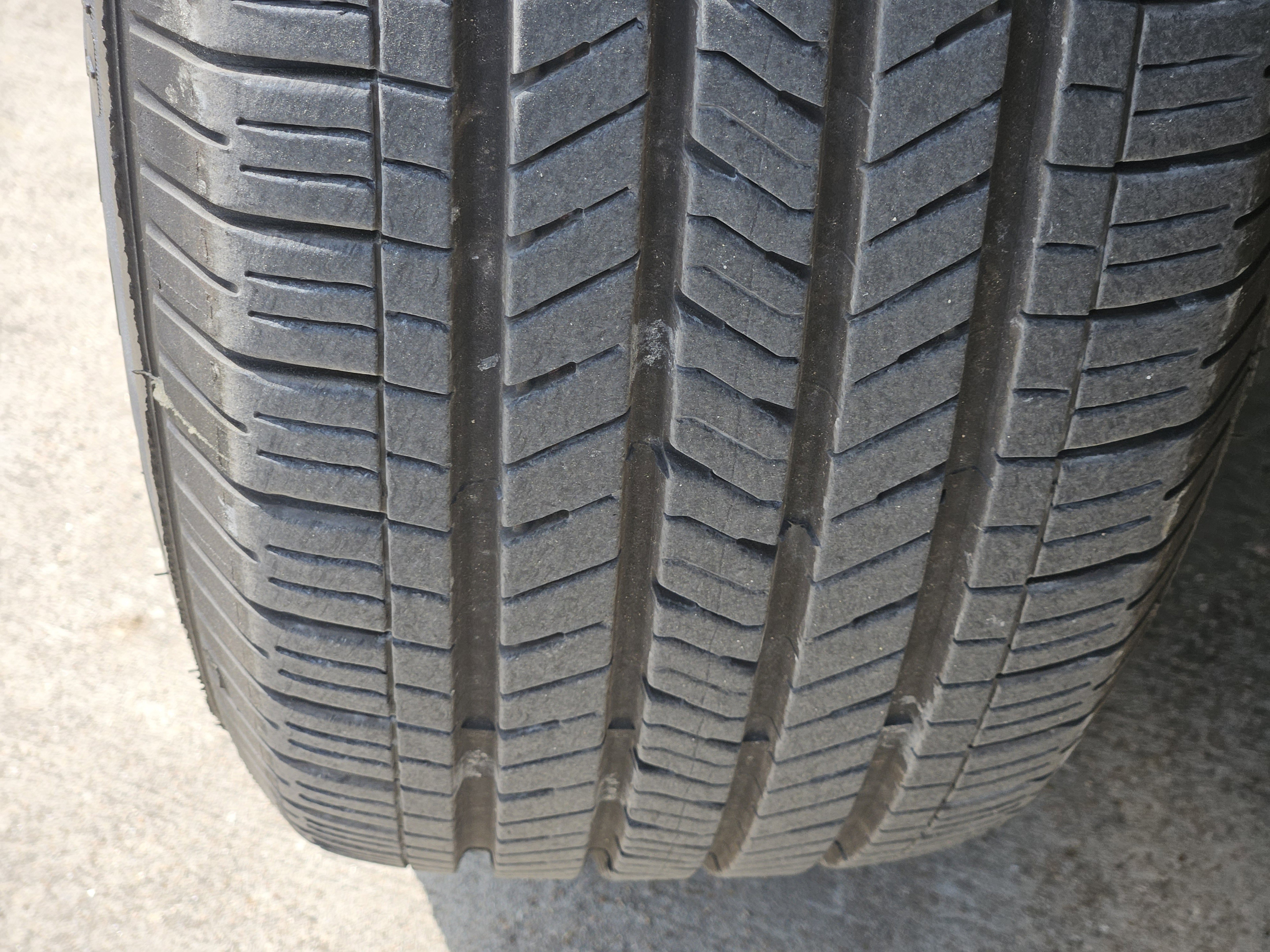 Vehicle image 9 of 23