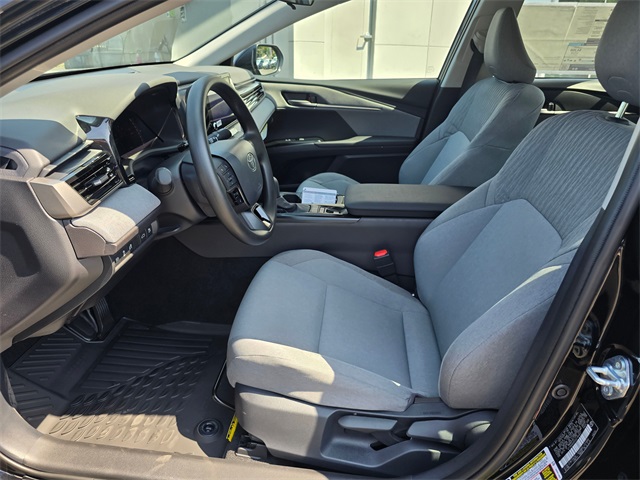 Vehicle image 13 of 27