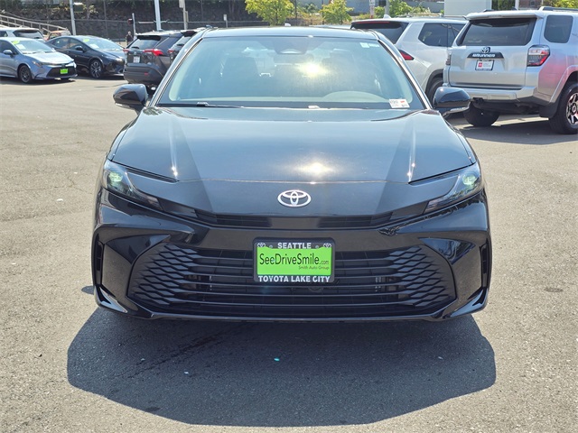 Vehicle image 2 of 27