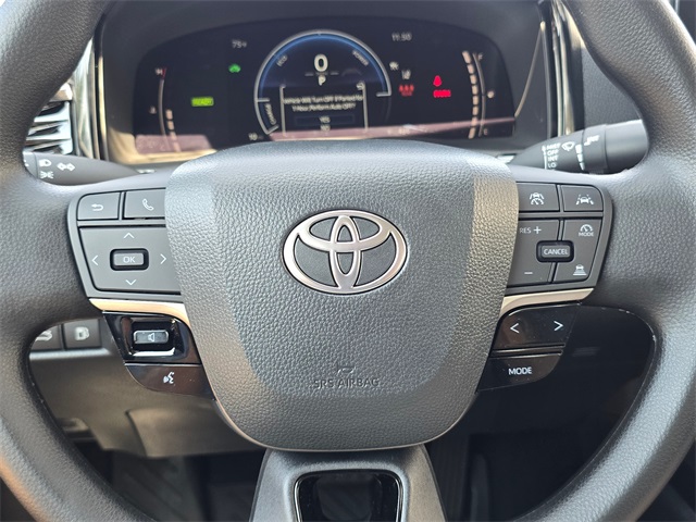 Vehicle image 18 of 27