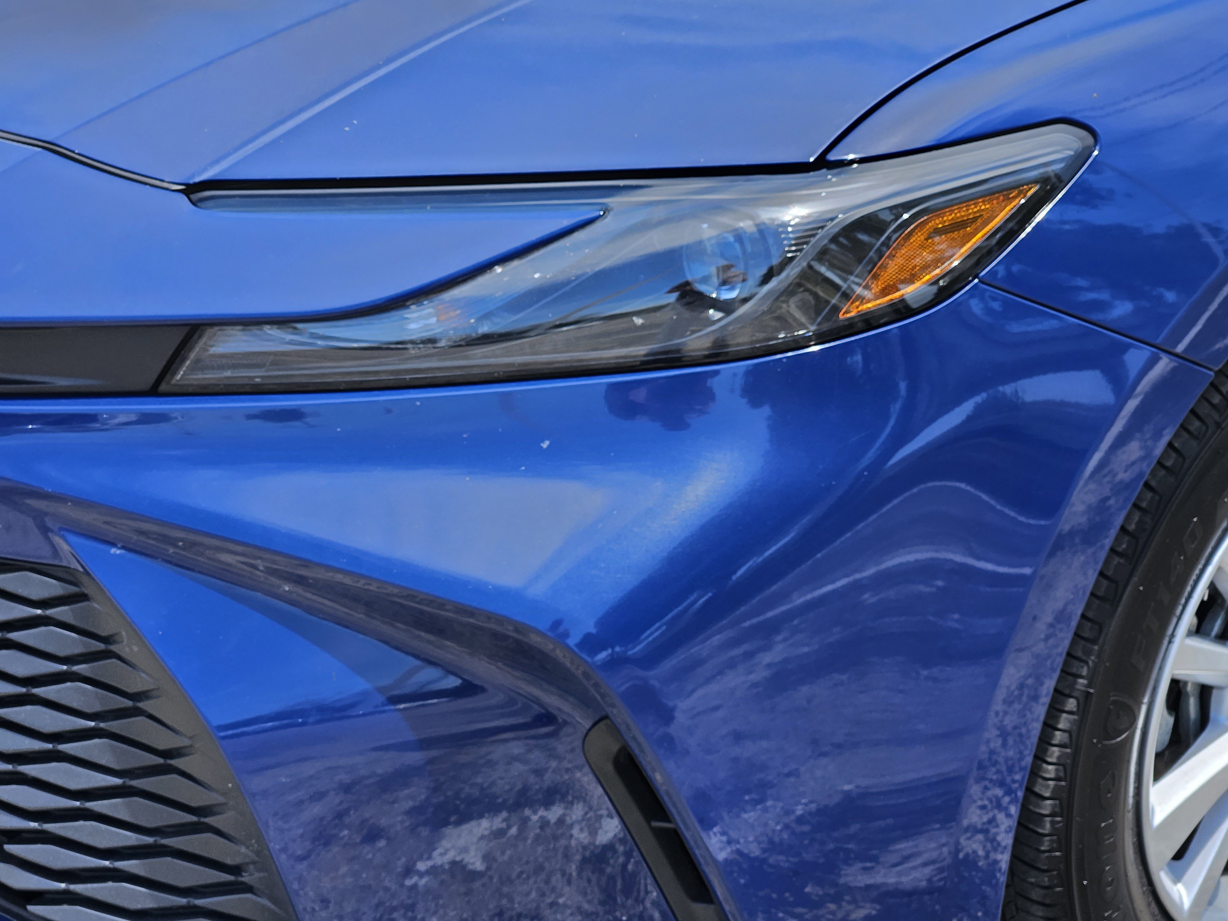 Vehicle image 6 of 22