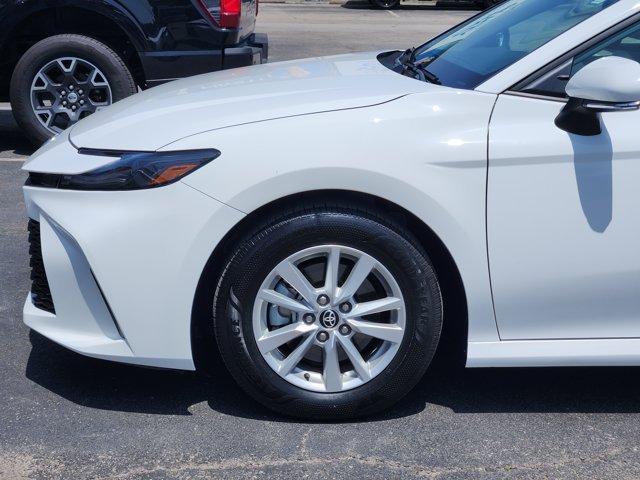 Vehicle image 9 of 30