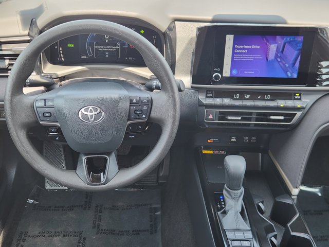 Vehicle image 23 of 30