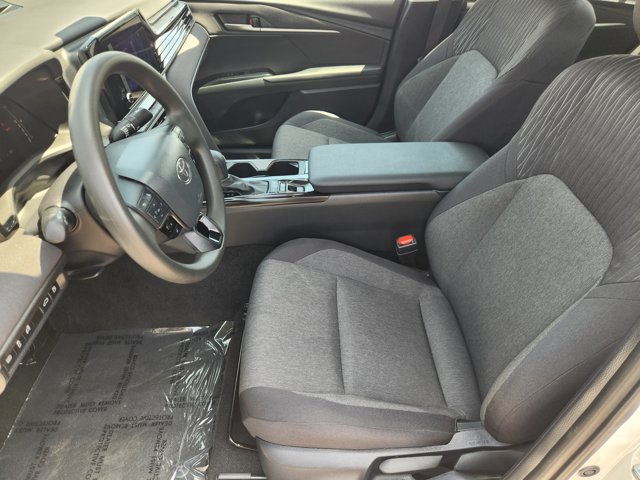 Vehicle image 11 of 30