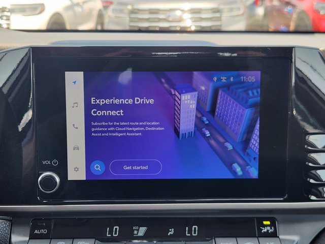 Vehicle image 14 of 30