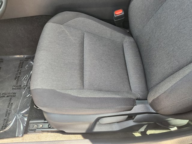 Vehicle image 20 of 30