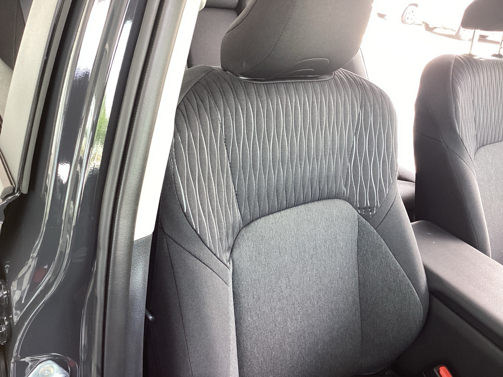 Vehicle image 10 of 24
