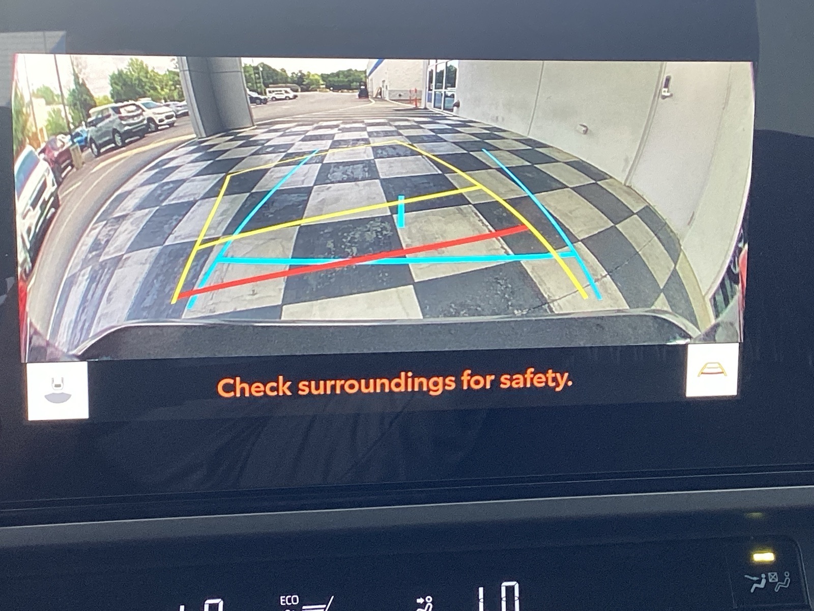 Vehicle image 18 of 24