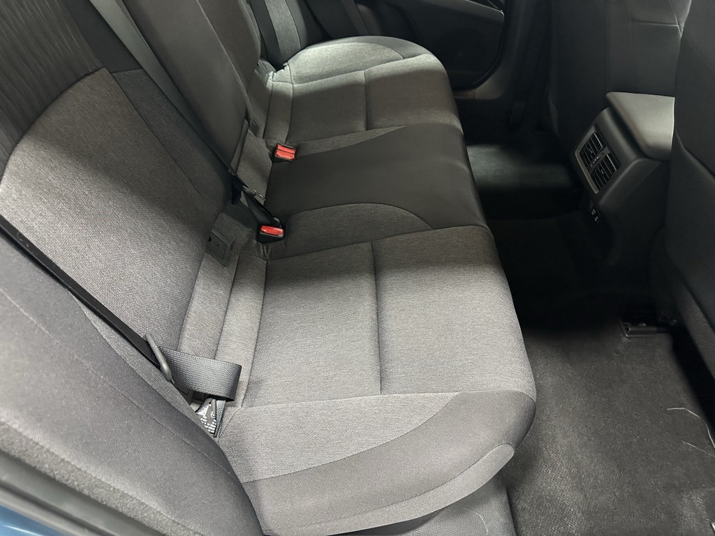 Vehicle image 54 of 70