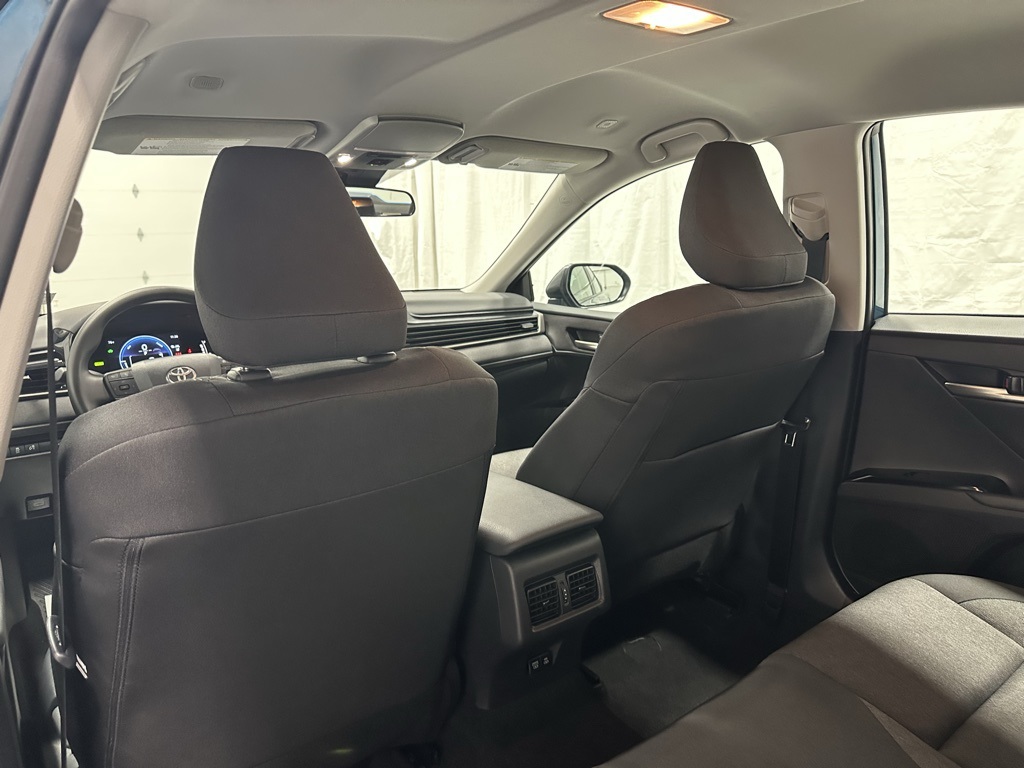 Vehicle image 49 of 70