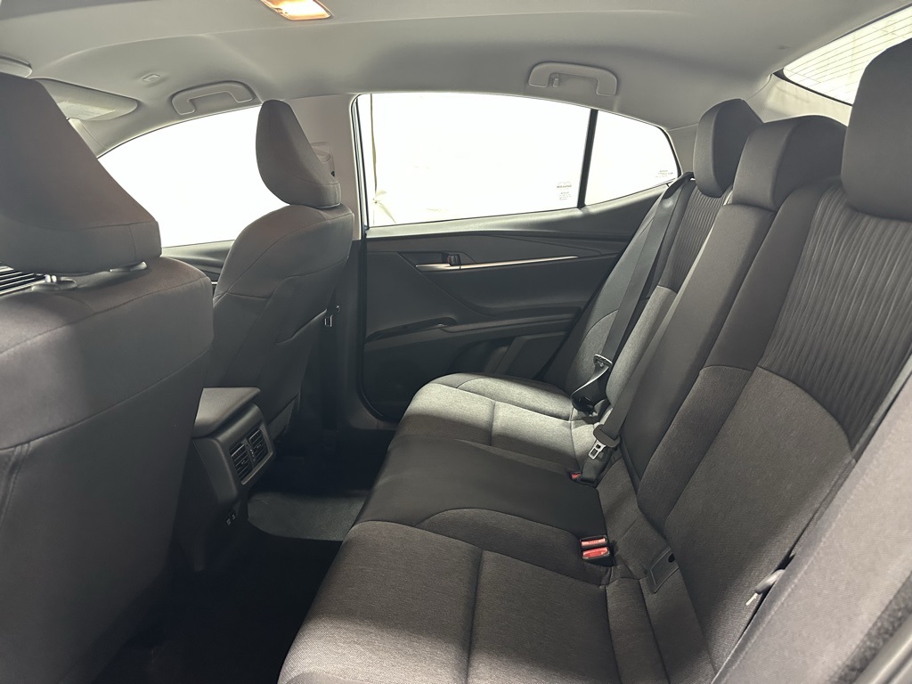 Vehicle image 48 of 70