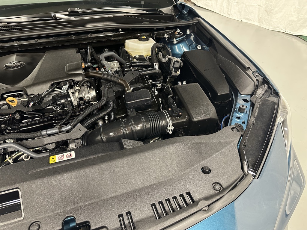 Vehicle image 69 of 70