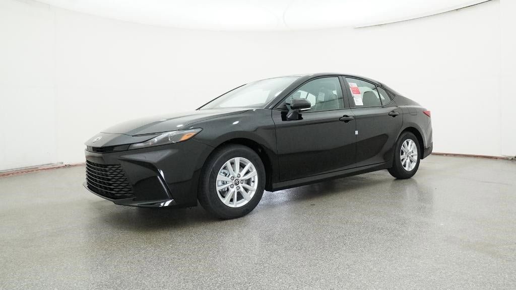 Vehicle image 4 of 33