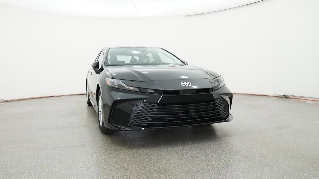 Vehicle image 11 of 33