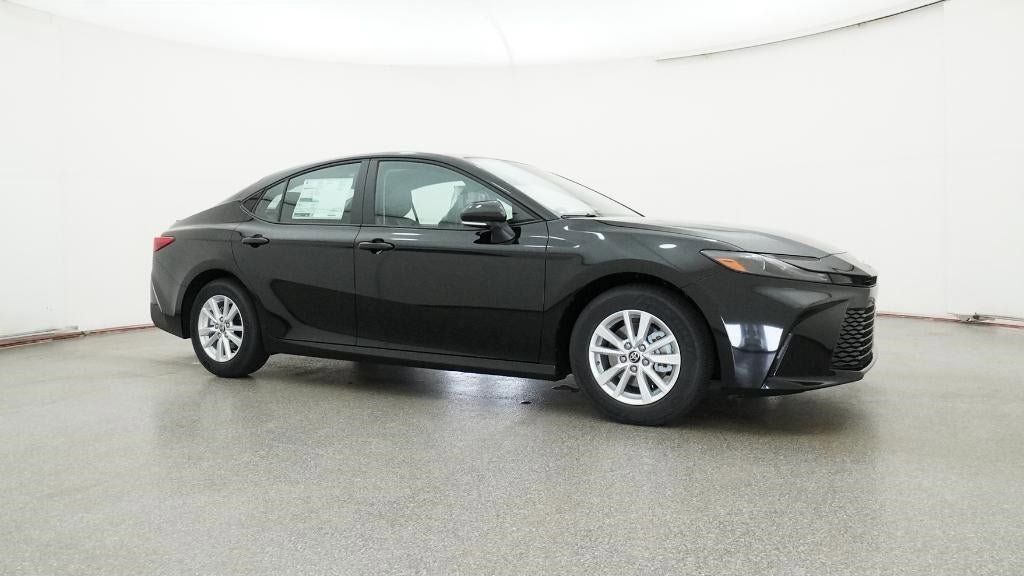 Vehicle image 9 of 33