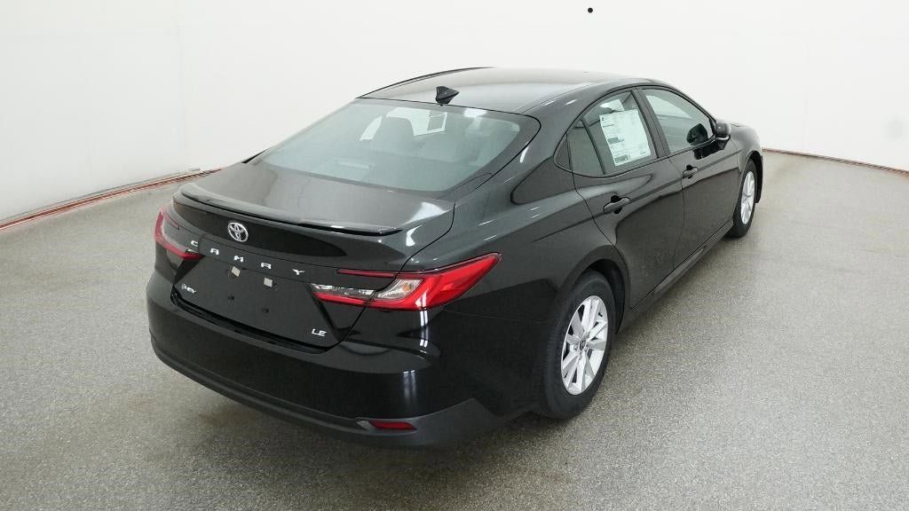 Vehicle image 20 of 33