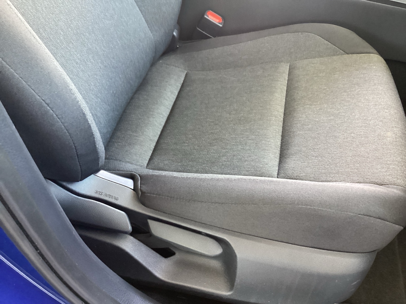Vehicle image 16 of 25