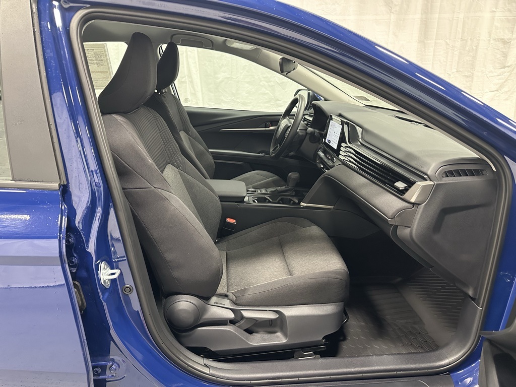 Vehicle image 56 of 68