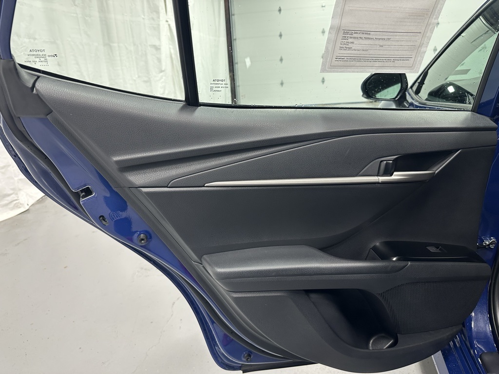 Vehicle image 42 of 68