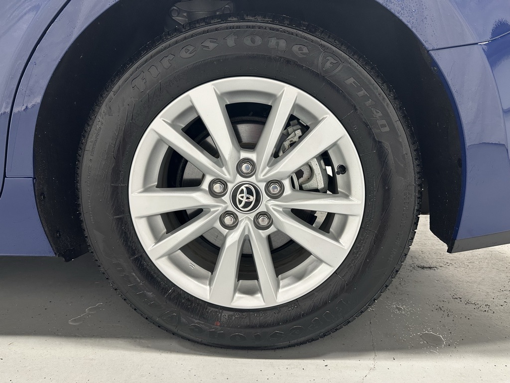 Vehicle image 63 of 68