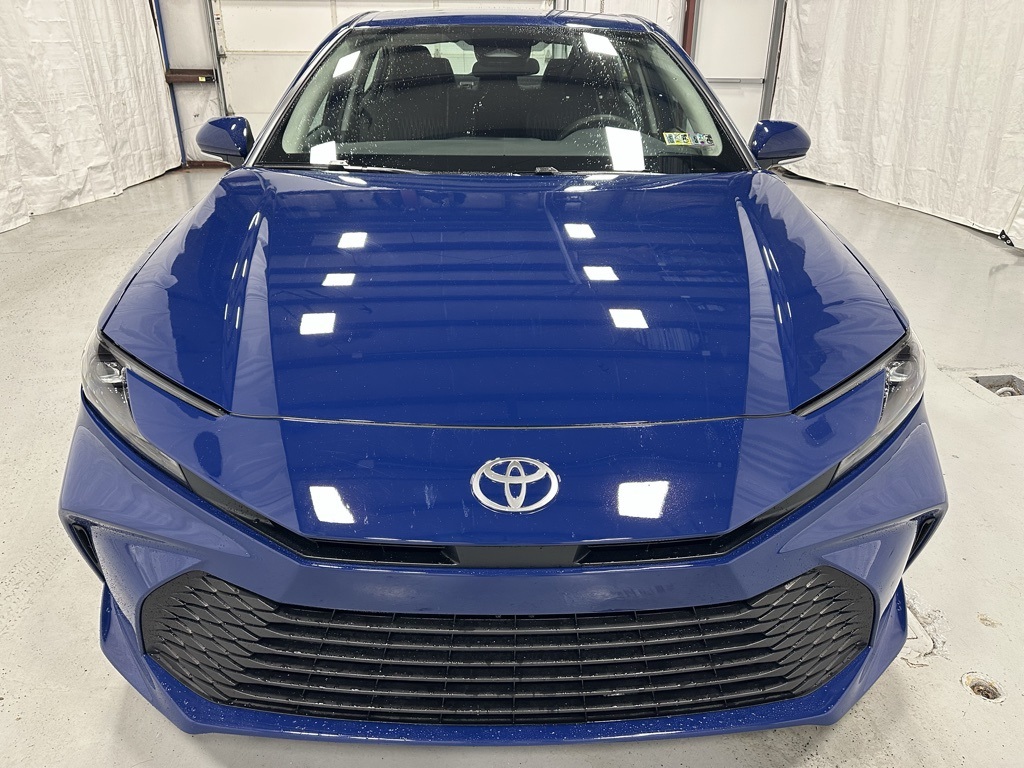 Vehicle image 2 of 68